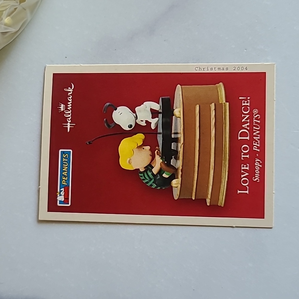 Hallmark Keepsake Ornament Peanuts 2004 Love To Dance! - Picture 7 of 12
